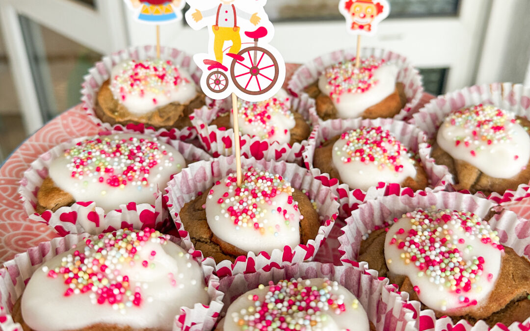 Muffins vegan & zuckerfrei - Perfekt für Kinder und Festlichkeiten wie Geburtstag, Kindergeburtstag, Karneval, ...